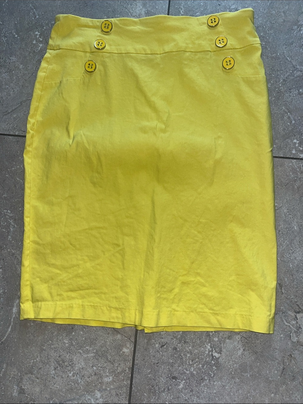 Women yellow spandex pencil skirt